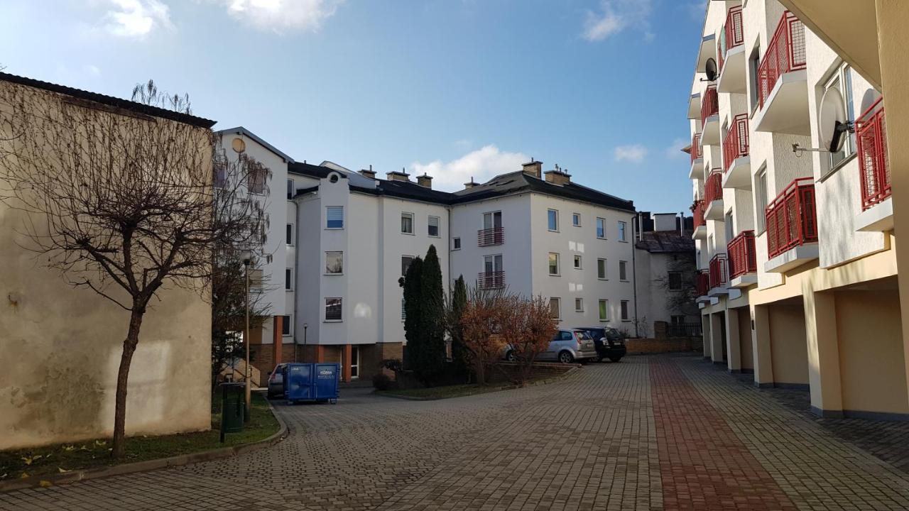 Apartament Verona Apartment Люблин Екстериор снимка